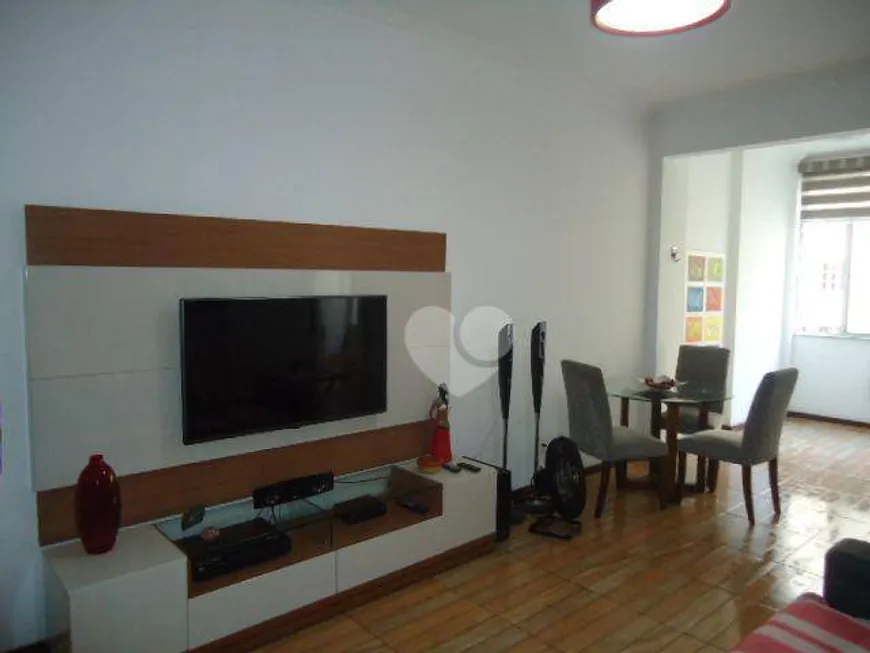 Foto 1 de Apartamento com 3 Quartos à venda, 83m² em Copacabana, Rio de Janeiro