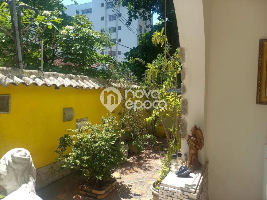 Foto 1 de Casa com 3 Quartos à venda, 250m² em Grajaú, Rio de Janeiro