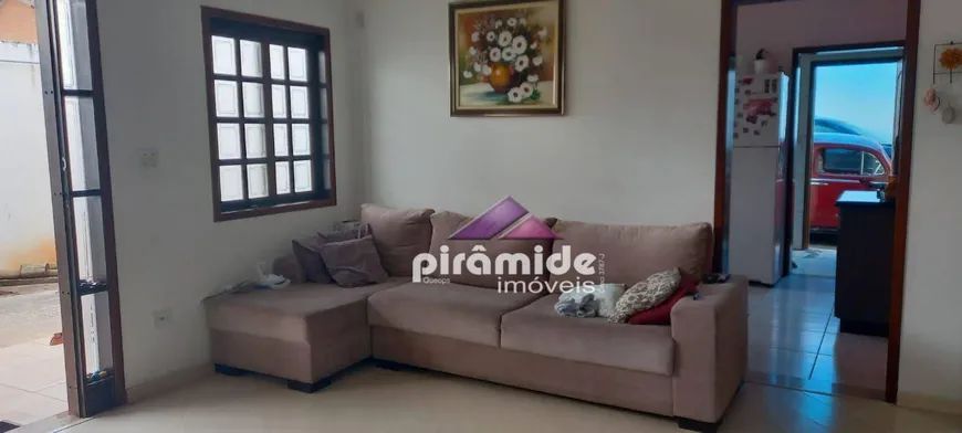 Foto 1 de Casa com 4 Quartos à venda, 138m² em Jardim Santa Maria, Jacareí