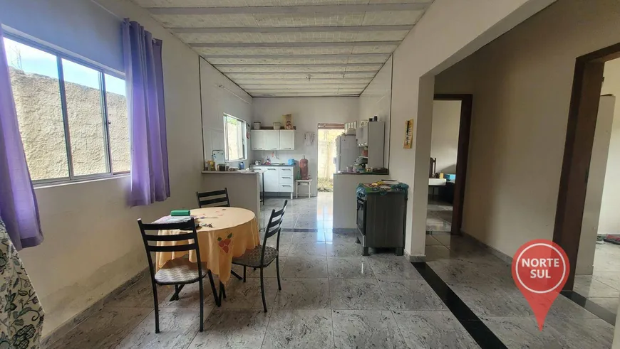 Foto 1 de Casa com 3 Quartos à venda, 130m² em Povoado Monte Cristo, Brumadinho