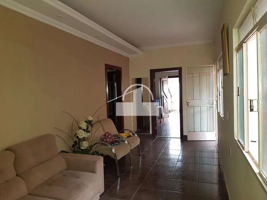 Foto 1 de Casa com 5 Quartos à venda, 400m² em Boa Vista, Sete Lagoas