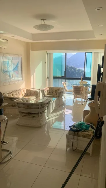 Foto 1 de Apartamento com 3 Quartos à venda, 120m² em Condomínio Porto Real Resort, Mangaratiba