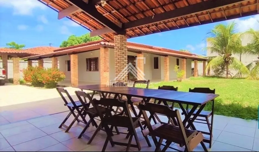 Foto 1 de Casa com 3 Quartos à venda, 373m² em Urucunema, Eusébio