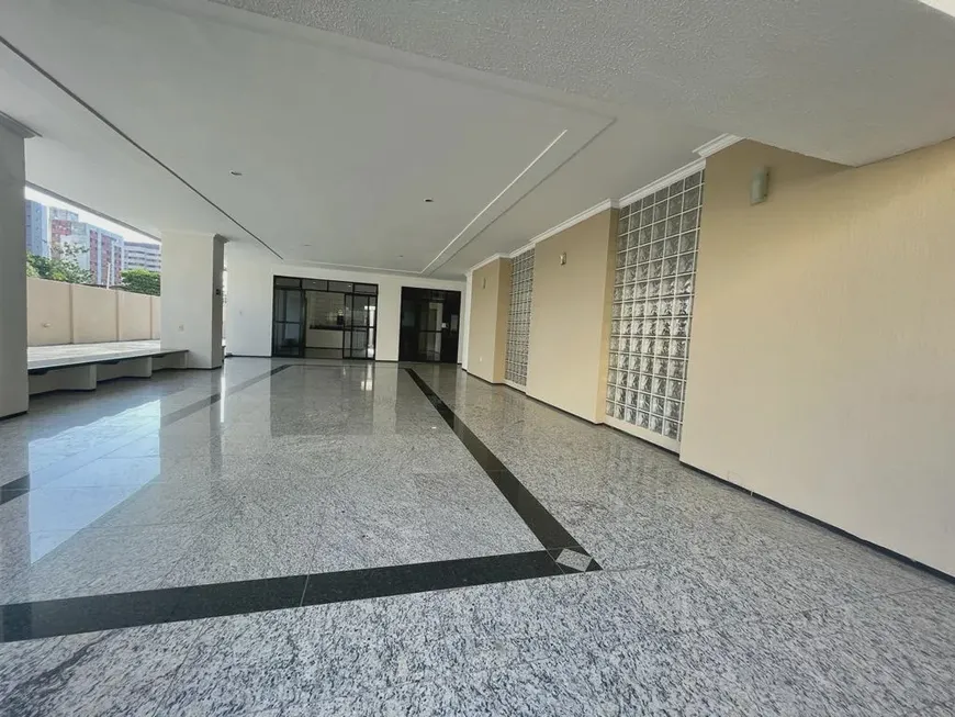 Foto 1 de Apartamento com 3 Quartos à venda, 138m² em Meireles, Fortaleza