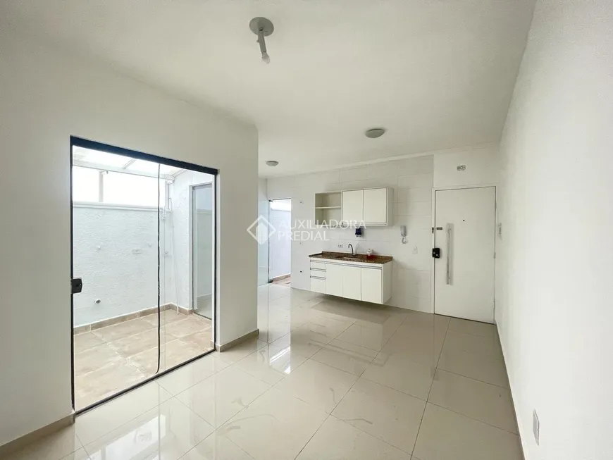 Foto 1 de Apartamento com 2 Quartos à venda, 60m² em Campestre, Santo André