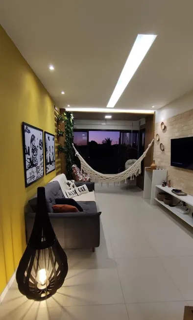 Foto 1 de Apartamento com 1 Quarto à venda, 46m² em Guarajuba Monte Gordo, Camaçari