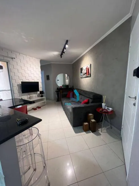 Foto 1 de Apartamento com 2 Quartos para alugar, 49m² em Vila Constança, São Paulo