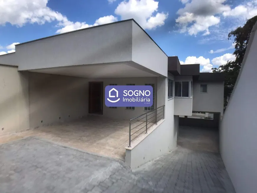 Foto 1 de Casa com 4 Quartos à venda, 250m² em Buritis, Belo Horizonte