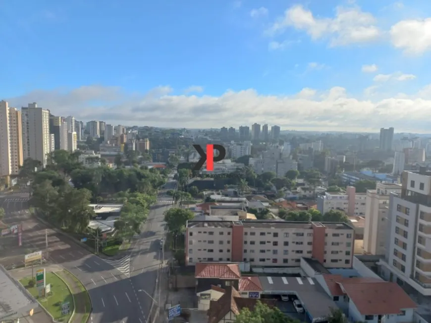 Foto 1 de Apartamento com 4 Quartos à venda, 151m² em Cabral, Curitiba