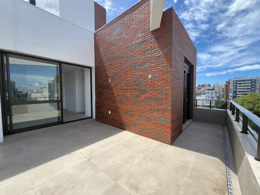 Foto 1 de Apartamento com 2 Quartos à venda, 127m² em Moinhos de Vento, Porto Alegre