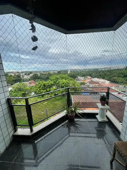Foto 1 de Apartamento com 3 Quartos à venda, 149m² em Parque Dez de Novembro, Manaus
