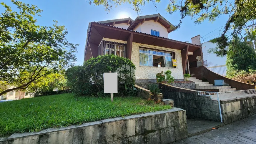 Foto 1 de Casa com 5 Quartos à venda, 480m² em São José, Canoas