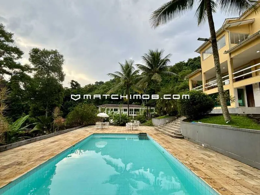 Foto 1 de Casa de Condomínio com 5 Quartos à venda, 250m² em Portogalo, Angra dos Reis