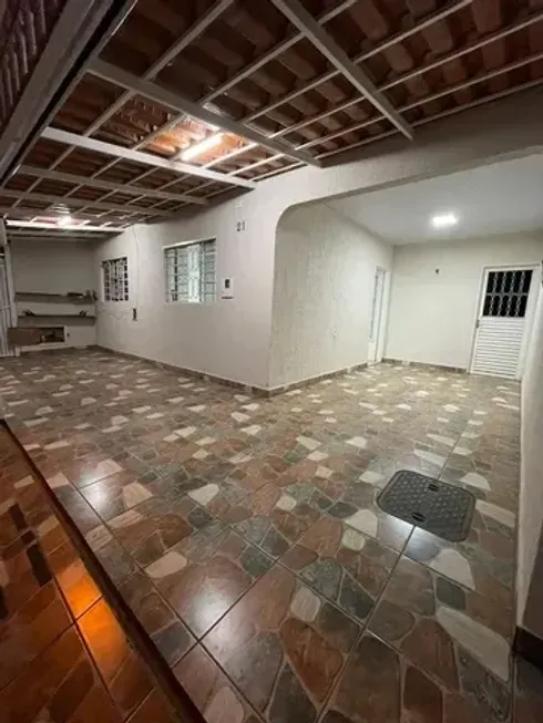 Foto 1 de Casa com 3 Quartos à venda, 120m² em Sacramenta, Belém