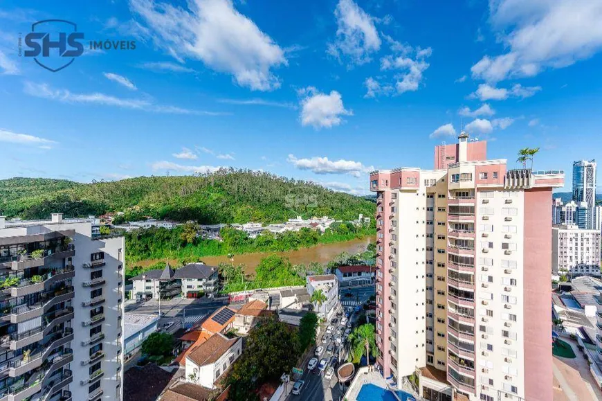 Foto 1 de Apartamento com 3 Quartos à venda, 257m² em Ponta Aguda, Blumenau