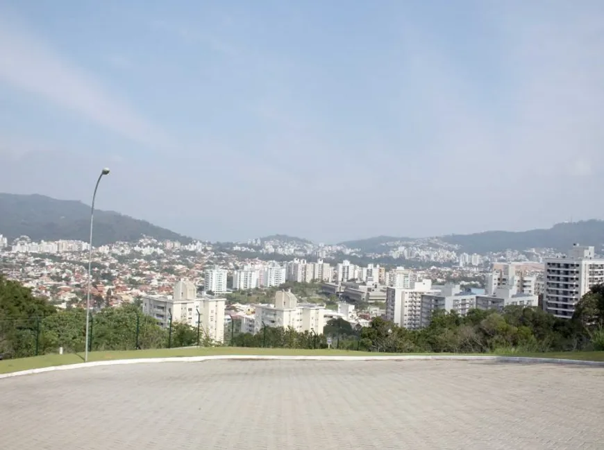 Foto 1 de Lote/Terreno à venda, 520m² em Itacorubi, Florianópolis