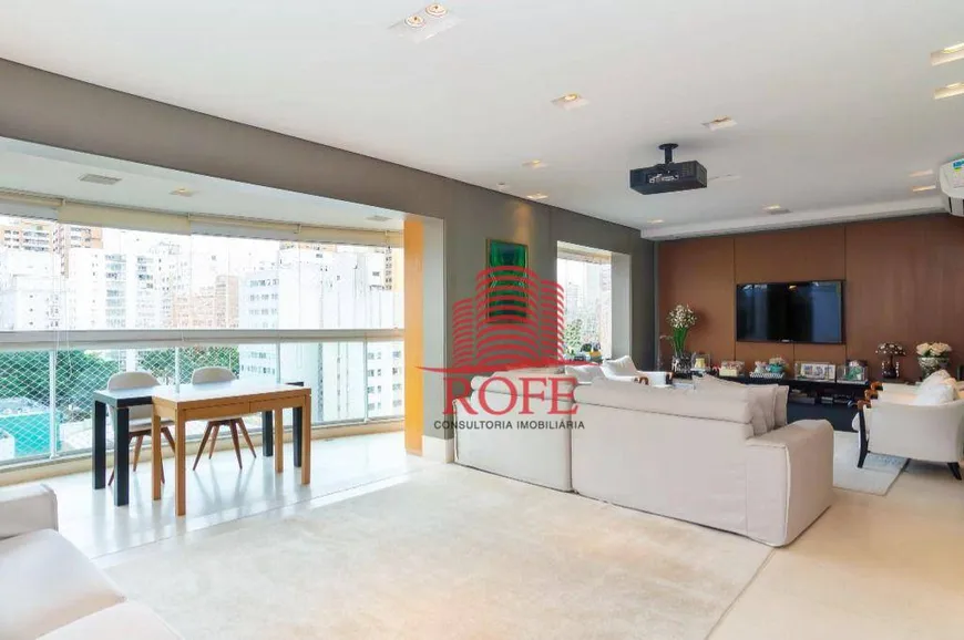 Foto 1 de Apartamento com 3 Quartos à venda, 165m² em Moema, São Paulo