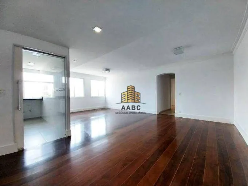 Foto 1 de Apartamento com 3 Quartos à venda, 140m² em Moema, São Paulo