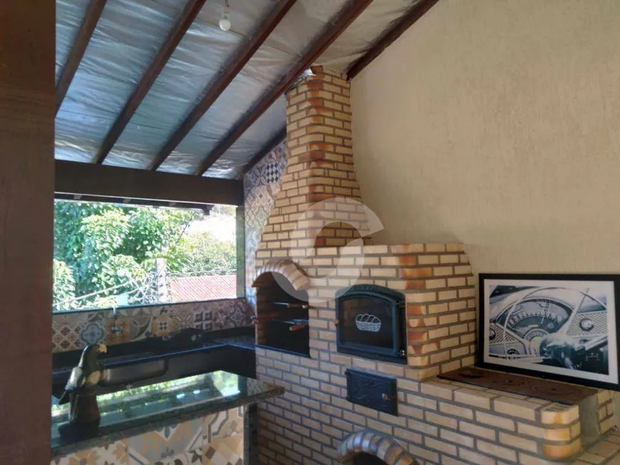 Foto 1 de Casa de Condomínio com 5 Quartos para alugar, 330m² em Badu, Niterói
