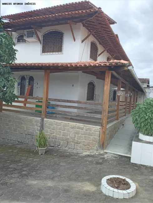Foto 1 de Casa com 2 Quartos à venda, 3000m² em Centro, Jaguaquara