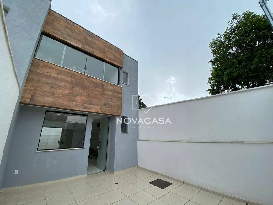 Foto 1 de Casa de Condomínio com 3 Quartos à venda, 149m² em Santa Rosa, Belo Horizonte