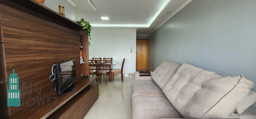 Foto 1 de Apartamento com 3 Quartos à venda, 77m² em Cristo Rei, Curitiba