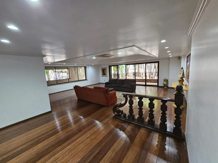 Foto 1 de Apartamento com 4 Quartos à venda, 311m² em Nazaré, Belém