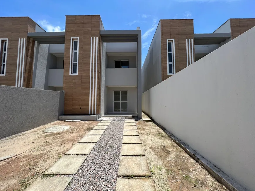 Foto 1 de Casa com 3 Quartos para alugar, 100m² em Coité, Eusébio