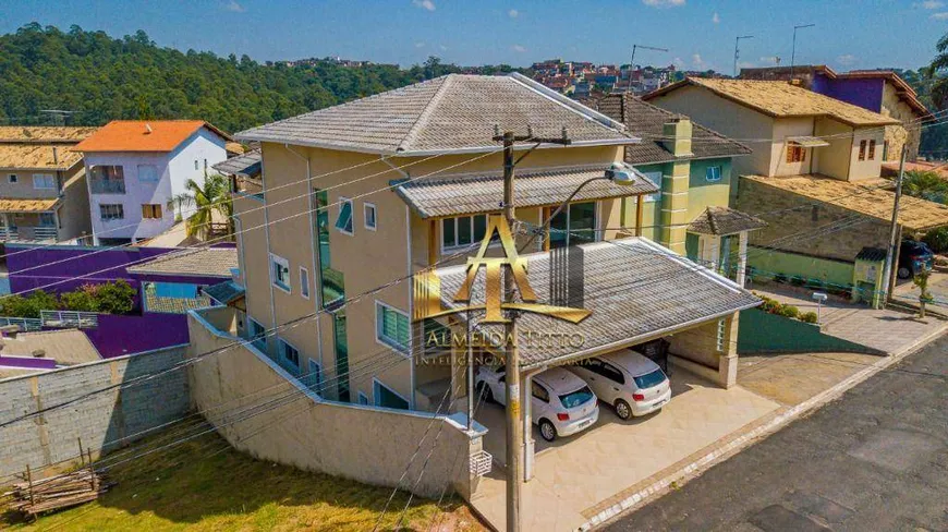 Foto 1 de Casa de Condomínio com 3 Quartos à venda, 320m² em Chácara Roselândia, Cotia