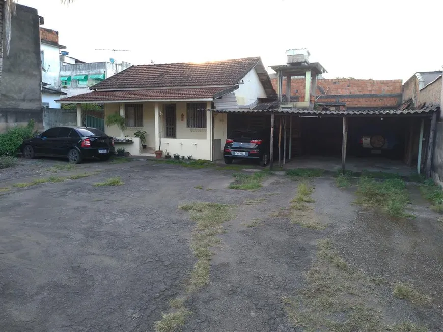Foto 1 de Casa com 3 Quartos à venda, 396m² em Vila Mury, Volta Redonda