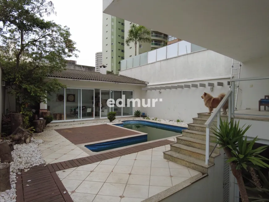 Foto 1 de Sobrado com 3 Quartos para venda ou aluguel, 384m² em Jardim, Santo André