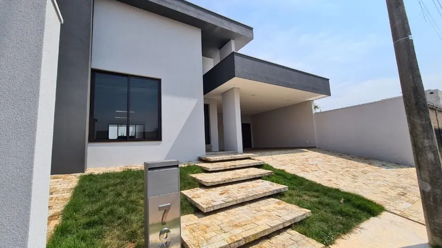 Foto 1 de Casa de Condomínio com 3 Quartos à venda, 300m² em Estância das Flores, Jaguariúna