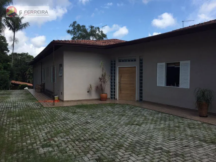 Foto 1 de Sobrado com 5 Quartos à venda, 500m² em Olaria, Itapecerica da Serra