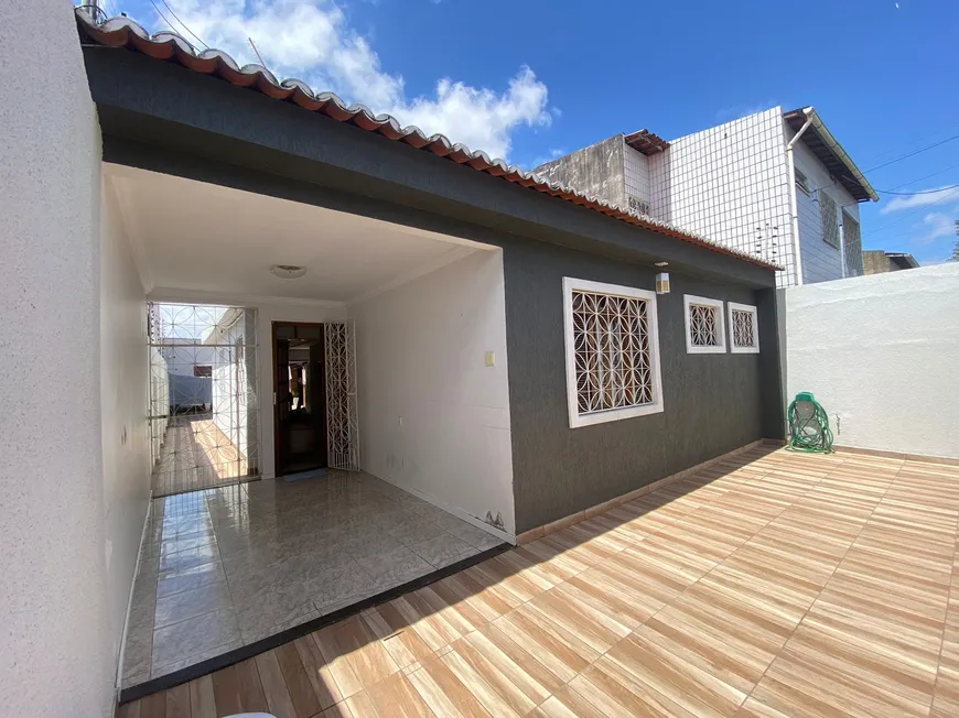 Foto 1 de Casa com 3 Quartos à venda, 200m² em Parangaba, Fortaleza