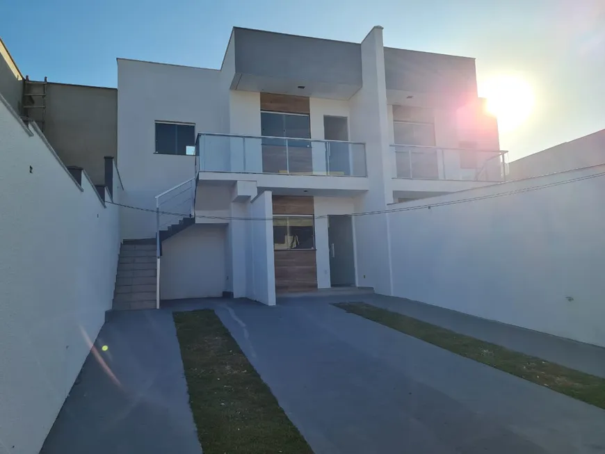 Foto 1 de Casa com 2 Quartos à venda, 58m² em Bandeirinhas, Betim