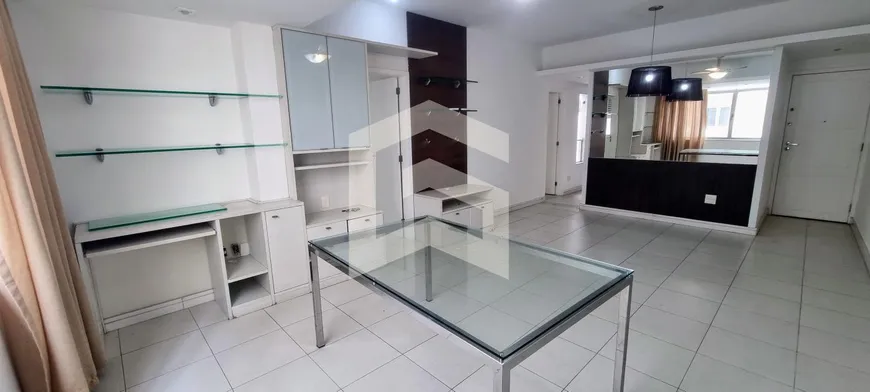 Foto 1 de Apartamento com 3 Quartos para alugar, 103m² em Leblon, Rio de Janeiro