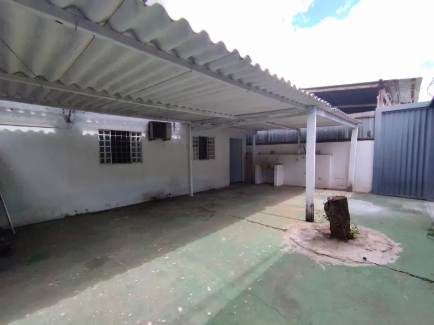 Foto 1 de Casa com 3 Quartos para alugar, 100m² em Taguatinga Norte, Brasília