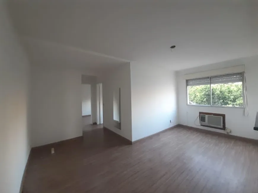 Foto 1 de Apartamento com 2 Quartos à venda, 60m² em Santo Antônio, Porto Alegre