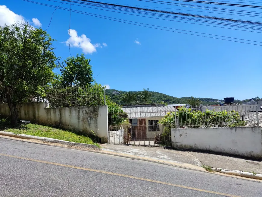 Foto 1 de Casa com 4 Quartos à venda, 130m² em Nacoes, Balneário Camboriú