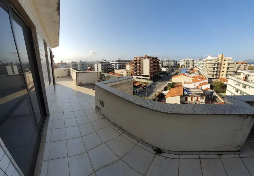 Foto 1 de Cobertura com 4 Quartos à venda, 180m² em Braga, Cabo Frio