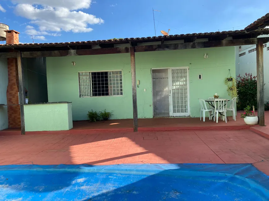 Foto 1 de Casa com 3 Quartos à venda, 420m² em Jardim Mariliza, Goiânia