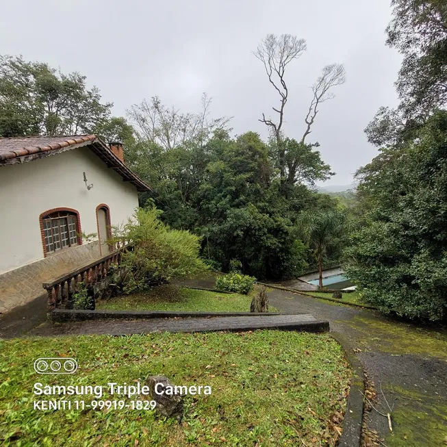 Foto 1 de Fazenda/Sítio com 3 Quartos à venda, 1616m² em Luiz Fagundes, Mairiporã