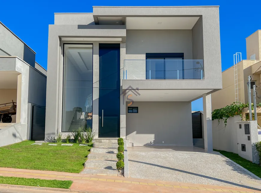 Foto 1 de Casa de Condomínio com 4 Quartos à venda, 235m² em Jardins Bolonha, Senador Canedo