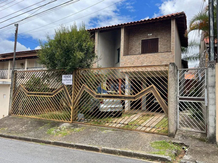 Foto 1 de Sobrado com 2 Quartos à venda, 224m² em Residencial das Ilhas, Bragança Paulista