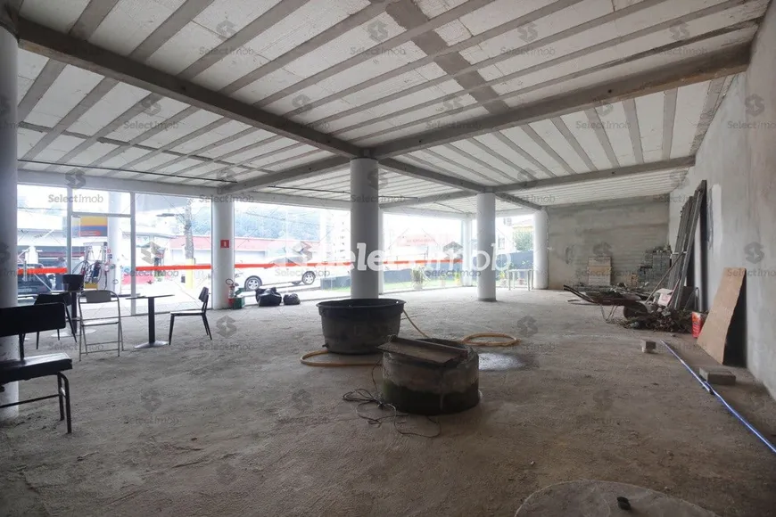 Foto 1 de Sala Comercial para alugar, 233m² em Centro Alto, Ribeirão Pires