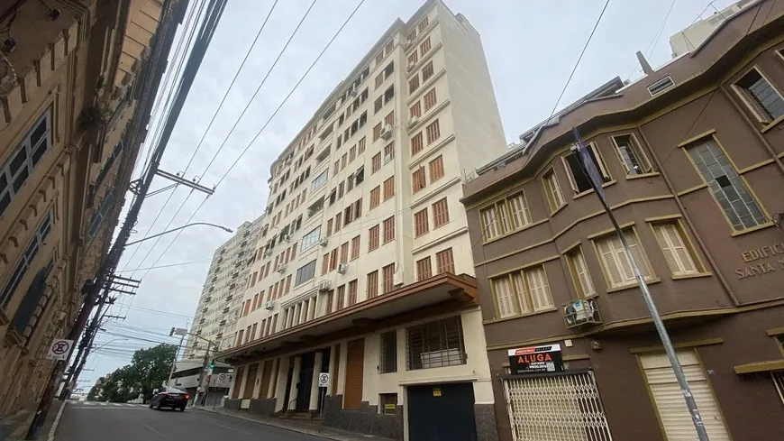 Foto 1 de Apartamento com 2 Quartos à venda, 69m² em Independência, Porto Alegre