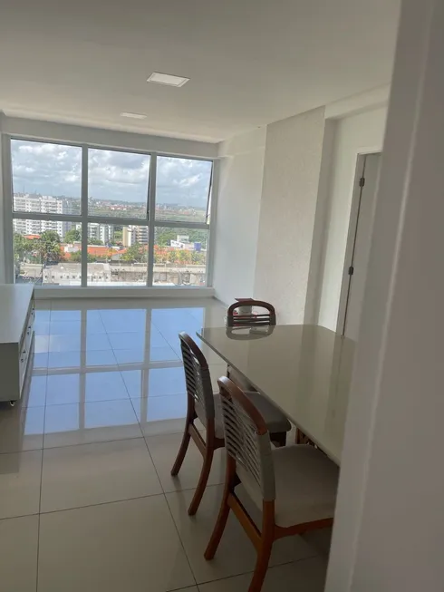Foto 1 de Apartamento com 3 Quartos para alugar, 82m² em Ponta Do Farol, São Luís