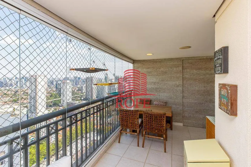 Foto 1 de Apartamento com 3 Quartos à venda, 178m² em Cidade Monções, São Paulo