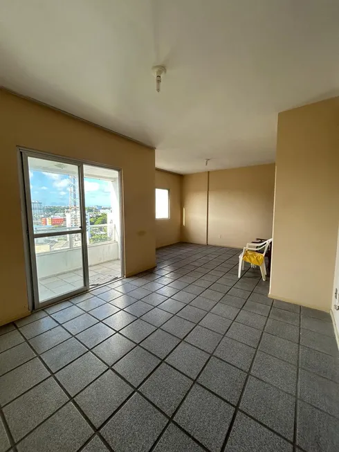 Foto 1 de Apartamento com 4 Quartos à venda, 137m² em Imbuí, Salvador