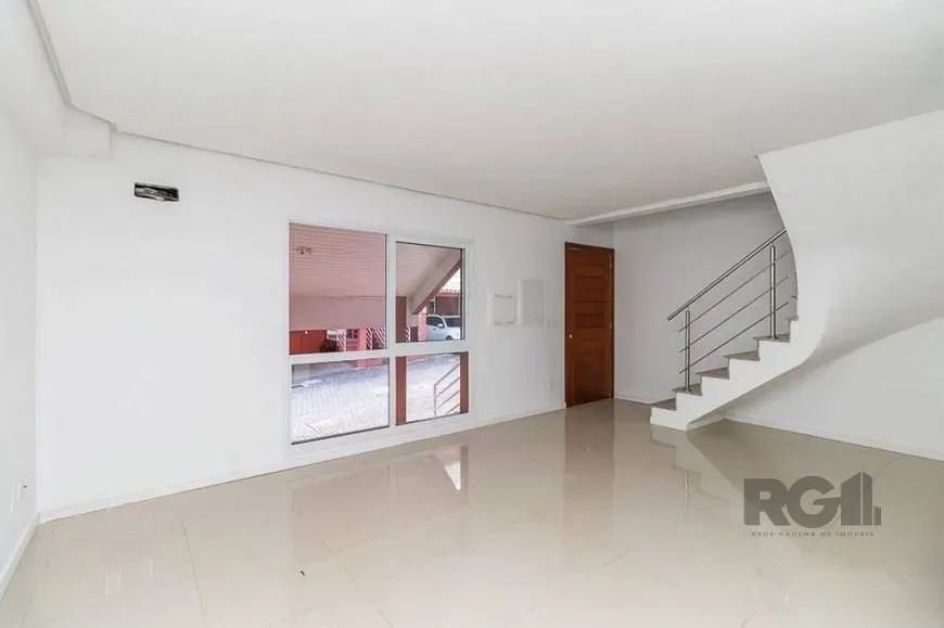 Foto 1 de Casa de Condomínio com 3 Quartos à venda, 179m² em Jardim Floresta, Porto Alegre